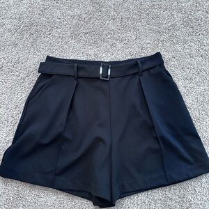 Women’s High Waisted Belted Shorts